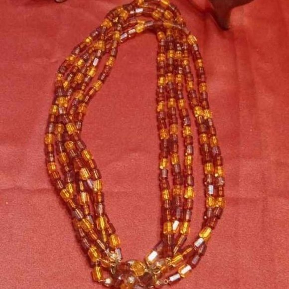 VTG 5 STRAND OF AUTUMN AMBER BEADED CHOKER BROWNS,ORANGES,YELLOW ROUND CLASP - Picture 4 of 7